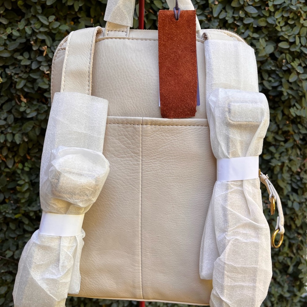 American Leather Co. Cream Backpack - Picture 4 of 11